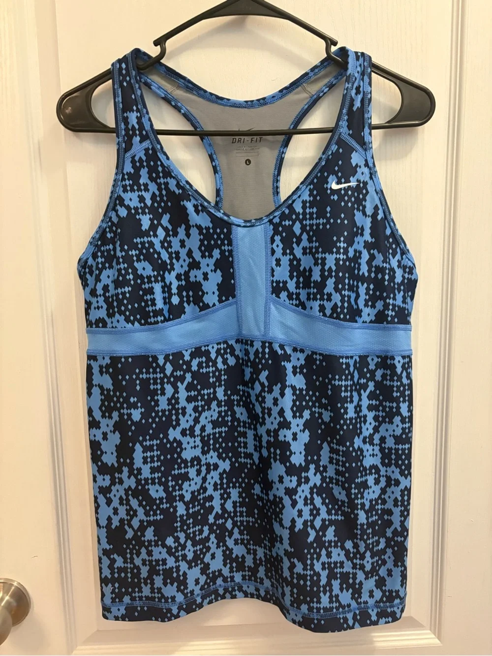 Nike dri-fit workout tank top